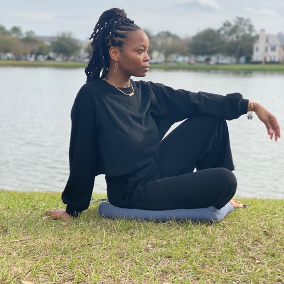 Knit crop 2 piece set with with wide leg pants - Picture 3 of 3